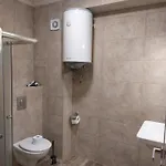 Sapphire Apartment *